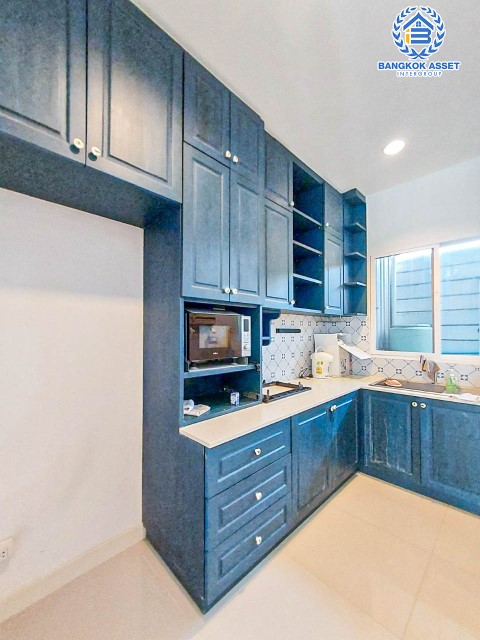 *****ทาวน์โฮมมือสองย่านกรุงเทพมหานคร ม.บ้านกลางเมือง สาทร-ราชพฤกษ์ คุณภาพระดับ AP เนื้อที่มากถึง 21.1 ตร.ว. ฟังก์ชัน 3 ห้องนอน 3 ห้องน้ำ 2 ที่จอดรถ บนทำเลยอดเยี่ยม เชื่อมต่อถ.ราชพฤกษ์ ใกล้รถไฟฟ้าถึงสองสาย ทั้งสายสีม่วงและสายสีเขียว "สถานีบางหว้า" ราคาถูกสุดในโครงการ!